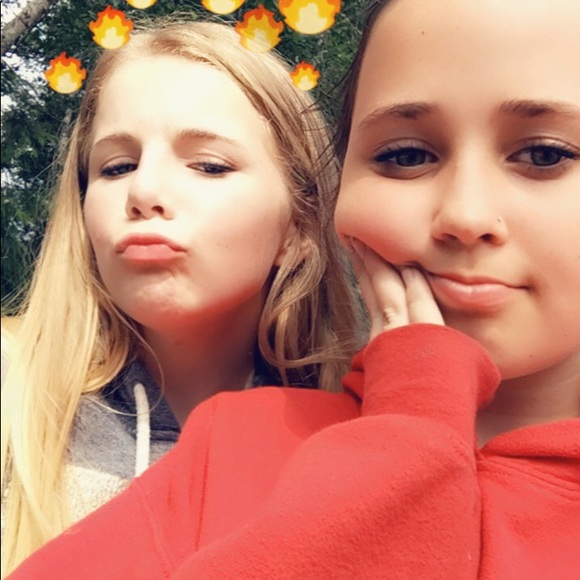 Meet your Posher, Amaya - Picture 1 of 1